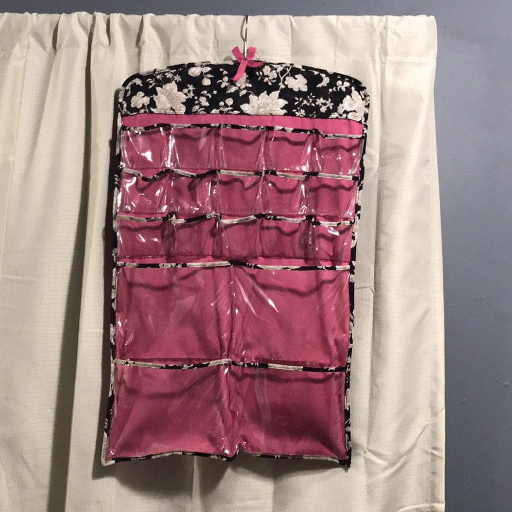 Jewelry storage